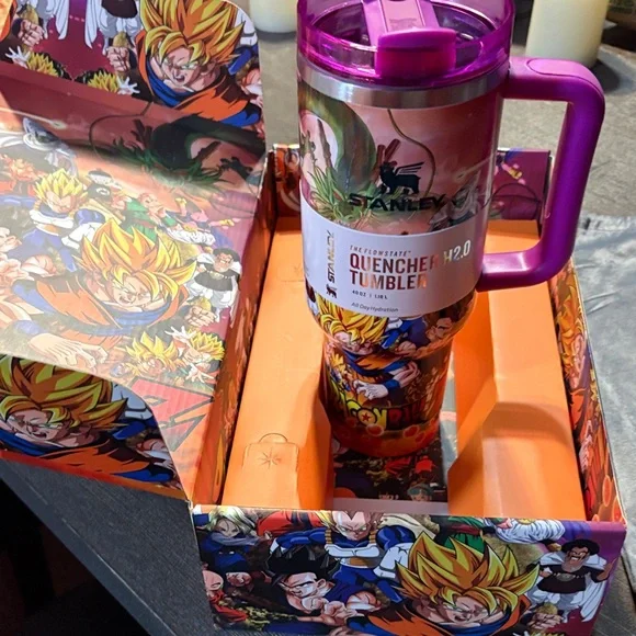 Stanley Dragon Ball Z Purple and Multicolor Quencher H2.0 Tumbler - Picture 10 of 10
